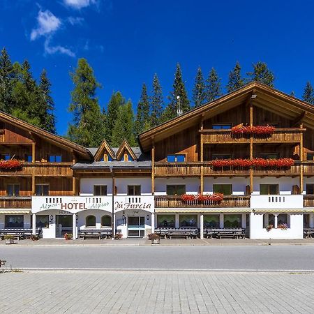 Hotel Ju Furcia Сан-Виджилио-ди-Мареббе Экстерьер фото
